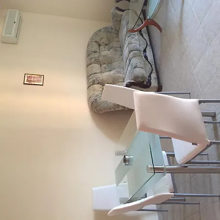 56 In Carolina Complex Apartment *